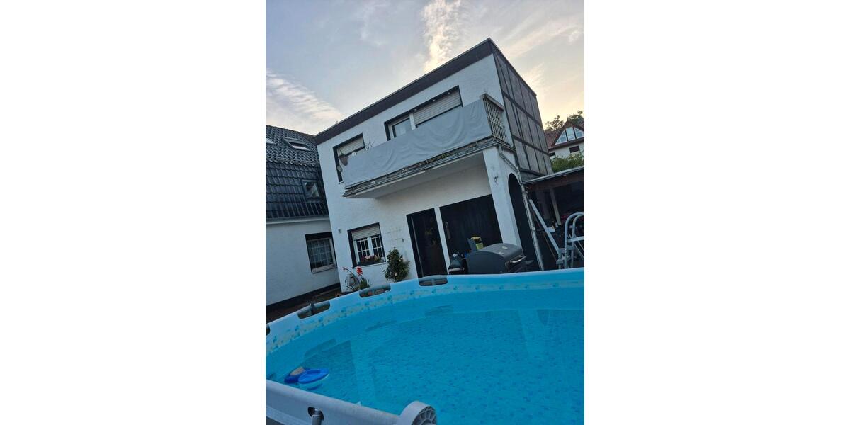 Doppelhaushälfte Fröndenberg (Ruhr) - 7 Zimmer, 200 m&sup2;, 350.000&euro; | Angebot:27142609