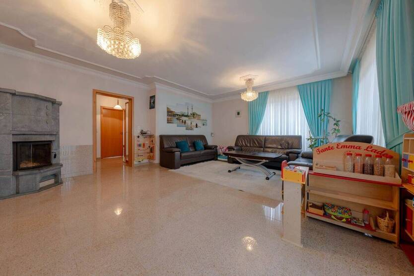 Familienfreundliche Doppelhaushälfte in ruhiger Wohnlage mit Terrasse und Garten 4 zimmer