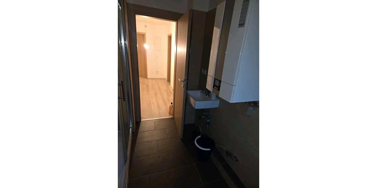 35 Zimmer 60qm Dachgeschoss Wohnung 3 zimmer