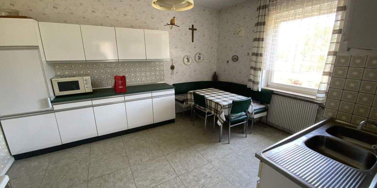 Reihenendhaus Lünen Alstedde - 7 Zimmer, 121 m&sup2;, 248.000&euro; | Angebot:25108071