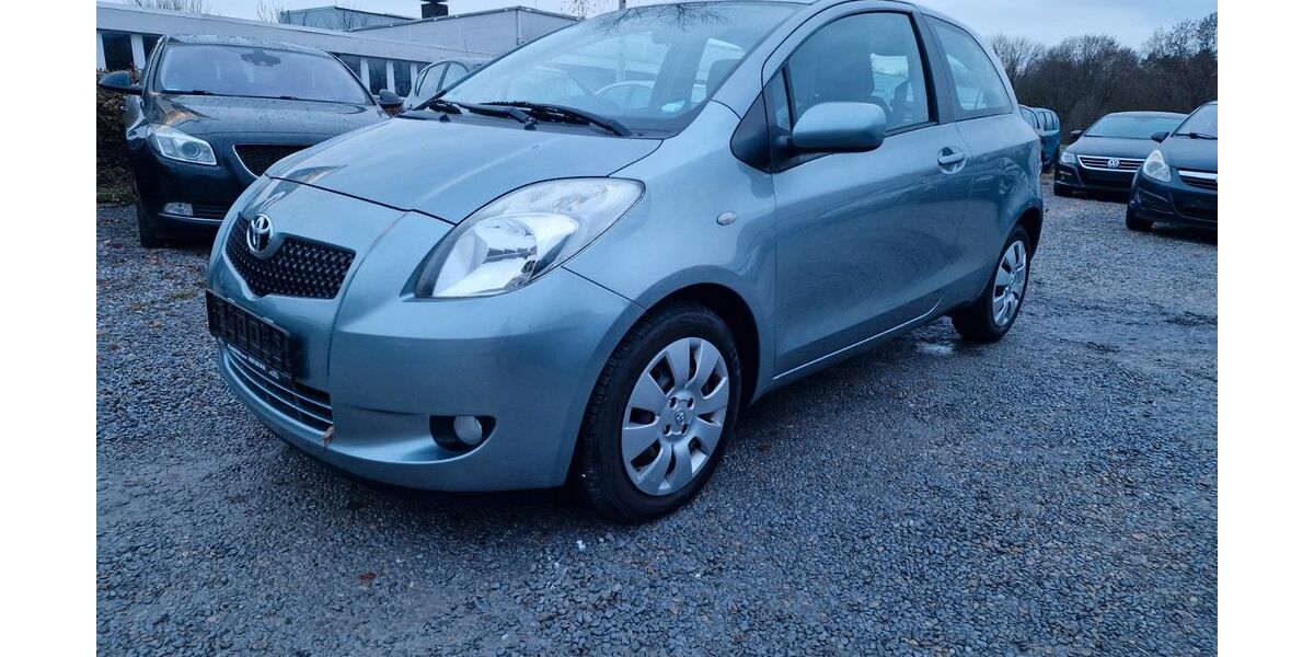 Toyota Yaris 69.080 km 3.490 € Soest 59494