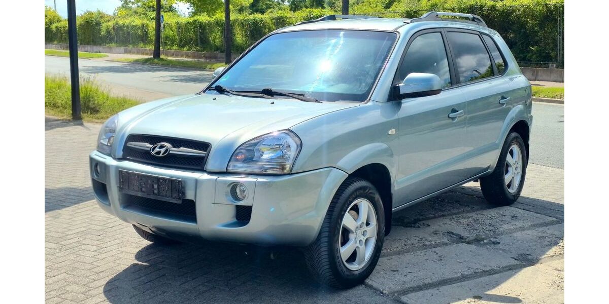 Hyundai TUCSON 255.000 km 2.750 &euro; Ahlen 59229