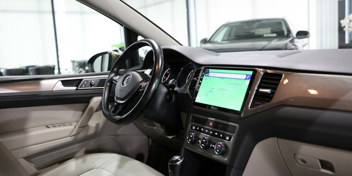 VW Golf Sportsvan 2.0 TDI BMT Comfortline / ABN.AHK 108.000 km 11.555 &euro; Hamm 59077