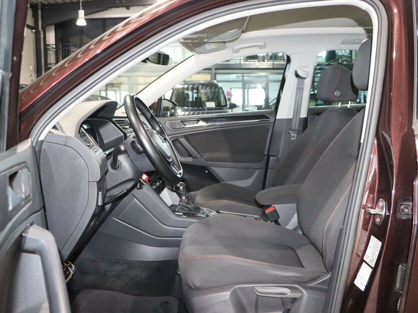 VW Tiguan 1.4 TSI DSG 4M SOUND / PANORAMA / AID 116.000 km 19.777 € Hamm 59077