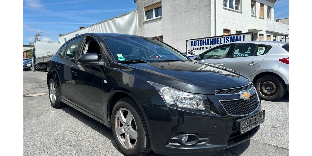 Chevrolet Cruze 157.000 km 2.499 &euro; Soest 59494