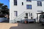 Wohnen und Arbeiten: Stilvolles Mehrfamilien- und Geschäftshaus mit großem Garten. 1 zimmer