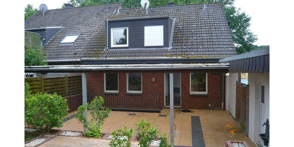 gepflegte Doppelhaushälfte mit großer Terrasse und schönem Garten - perfekt für eine größere Familie 7 zimmer