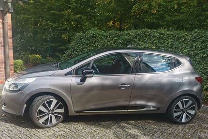 Renault Clio 92.500 km 7.900 &euro; Hamm 59071