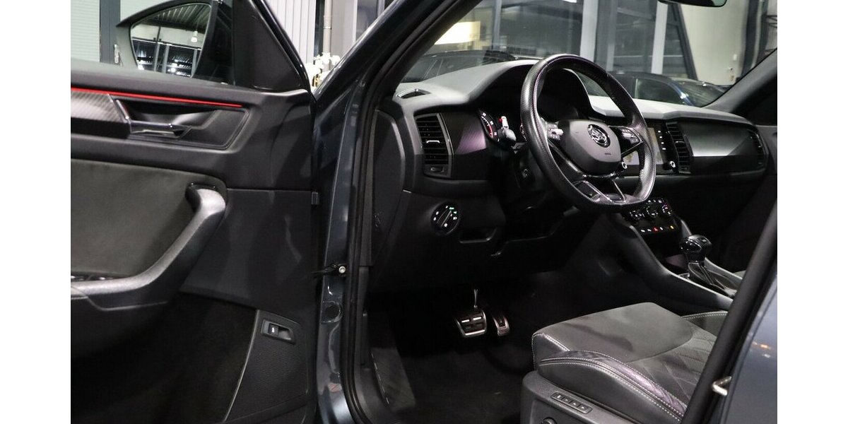 Skoda Kodiaq 1.5 TSI DSG SPORTLINE BLACK / PANORAMA / 120.000 km 25.444 &euro; Hamm 59077