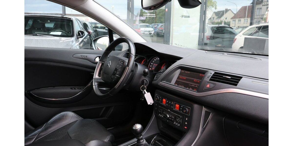 Citroen C5 2.0 HDI EXCLUSIVE / LEDER / NAVI+ 180.000 km 2.777 &euro; Hamm 59077