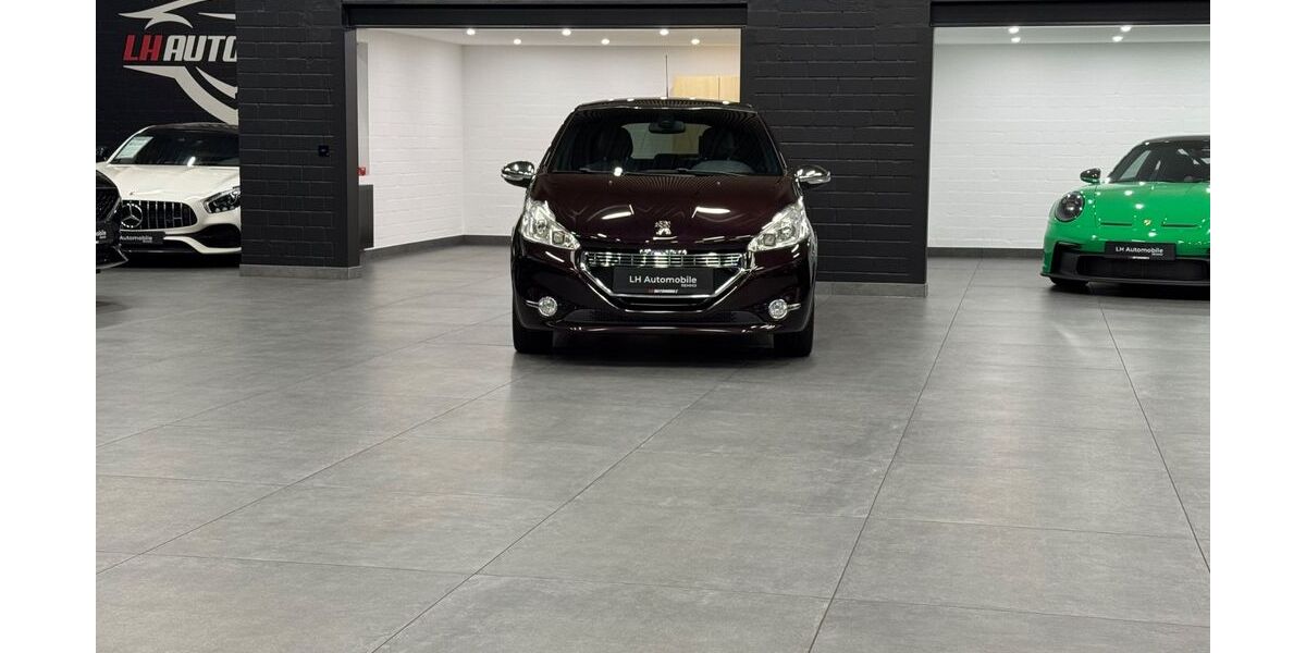 Peugeot 208 81.134 km 6.990 &euro; Lüdinghausen 59348