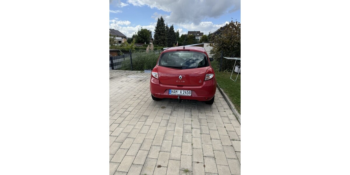 Renault Clio 190.000 km 2.399 € Hamm 59065