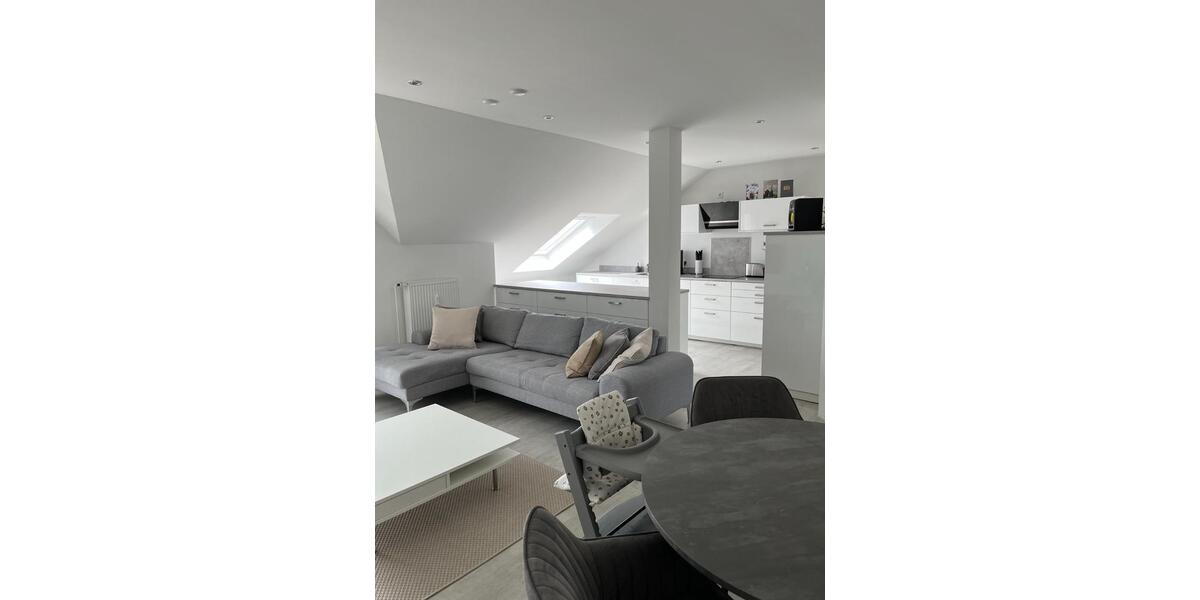 Dachgeschoßwohnung Bad Sassendorf - 3 Zimmer, 82 m&sup2;, 830&euro; | Angebot:25396068