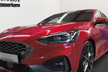 Ford Focus 104.759 km 17.999 &euro; Beckum 59269