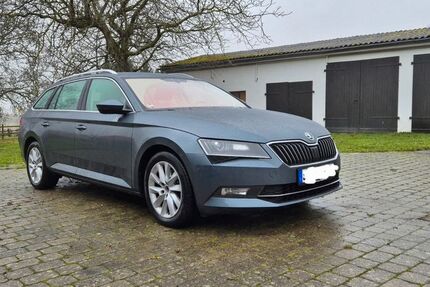 Skoda Superb 111.157 km 17.350 &euro; Soest 59494