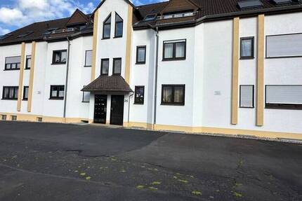 Koblenz-Karthause: Gepflegte 2-Zimmer-Wohnung mit Balkon - investieren oder selbst einziehen