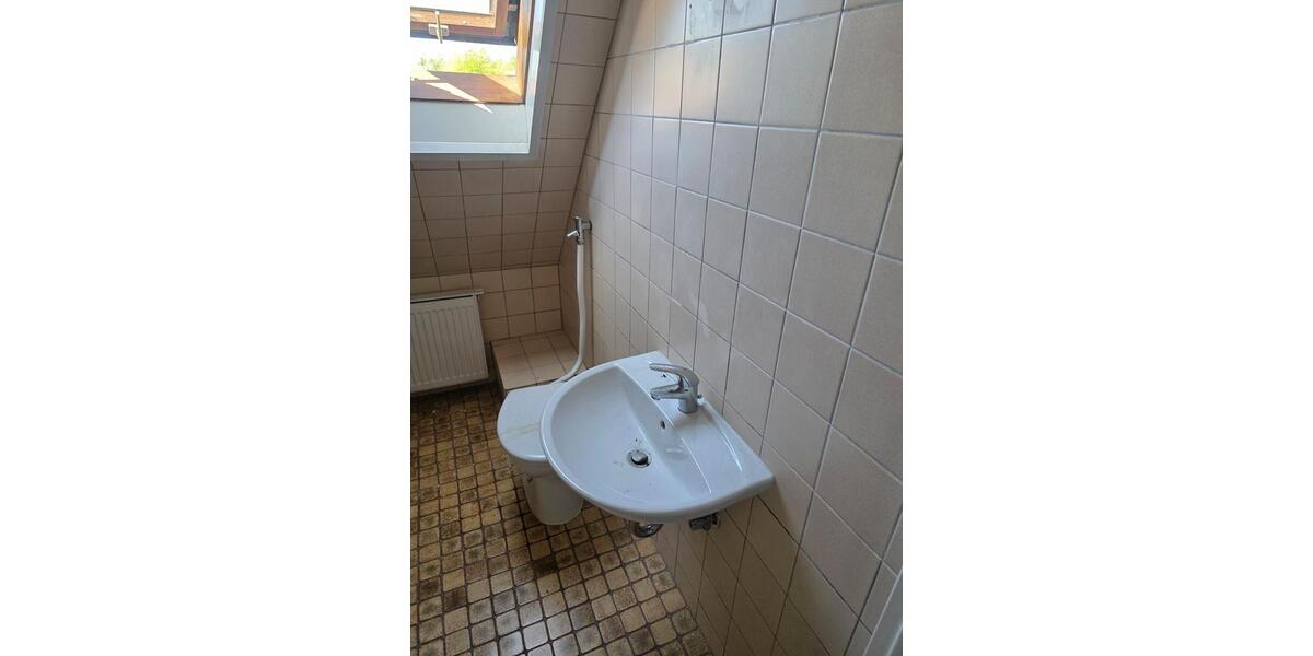 Dachgeschoßwohnung Lünen - 2.5 Zimmer, 50 m&sup2;, 500&euro; | Angebot:26386989
