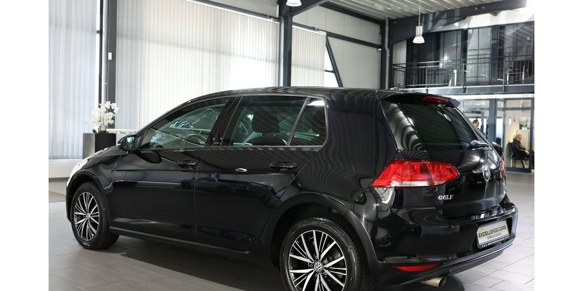 VW Golf VII 1.6 TDI BUSINESS ALLSTAR / NAVI+KAMERA 119.000 km 12.997 &euro; Hamm 59077