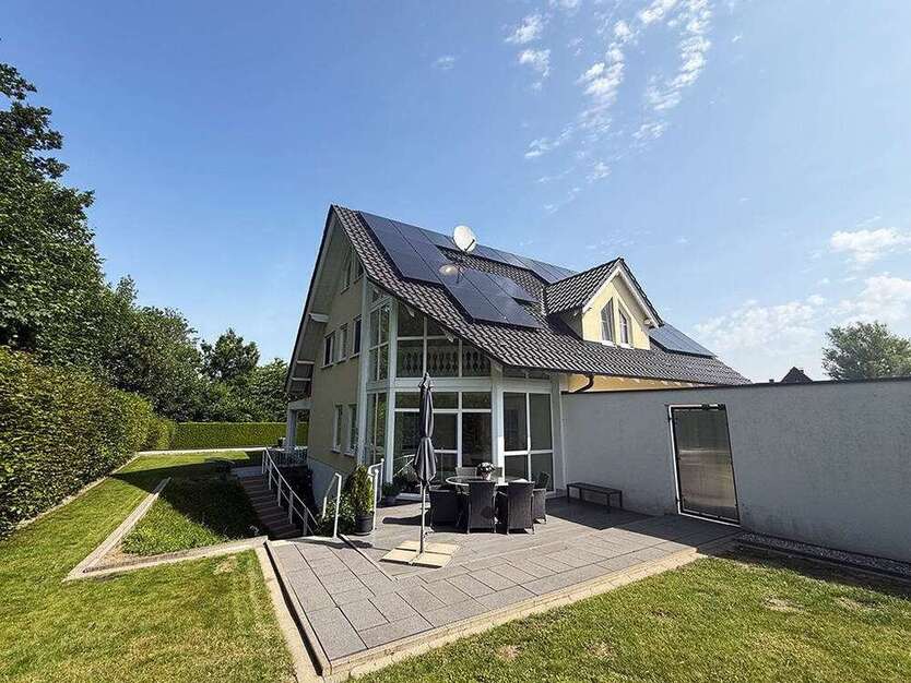 Haus zum Kaufen in Wickede (Ruhr) 825.000 € 204.3 m²