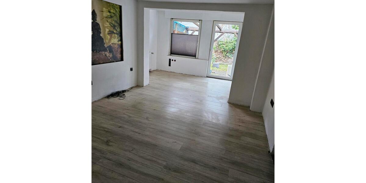 Erdgeschoßwohnung Menden (Sauerland) - 3 Zimmer, 76 m&sup2;, 99.000&euro; | Angebot:26816682