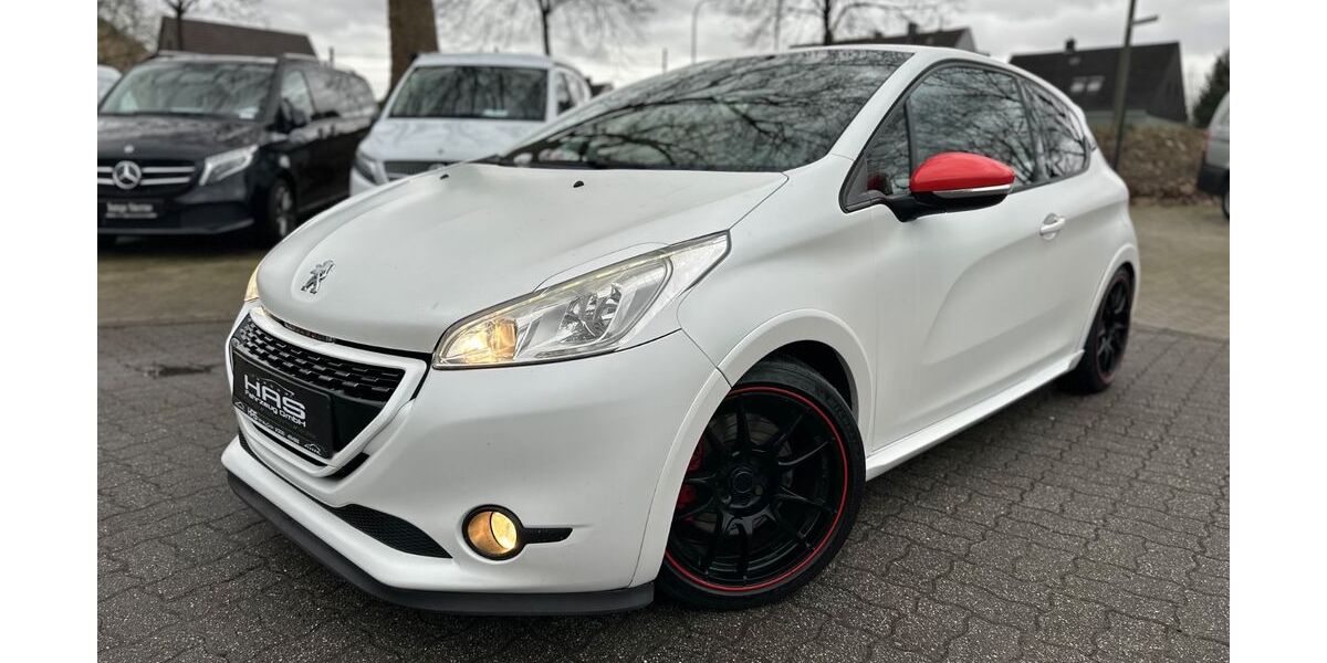 Peugeot 208 136.000 km 4.450 &euro; Hamm 59067