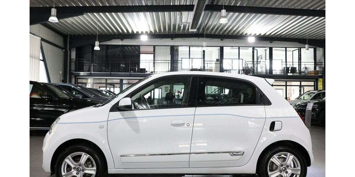 Renault Twingo INTENS ELECTRIC SPURHALTE, LEDER, KAMERA 12.000 km 12.444 &euro; Hamm 59077