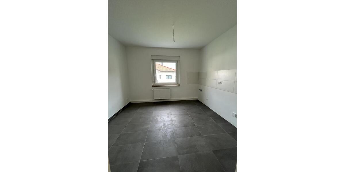 Erdgeschoßwohnung Ahlen Dolberg - 3.5 Zimmer, 84 m&sup2;, 782&euro; | Angebot:25050805