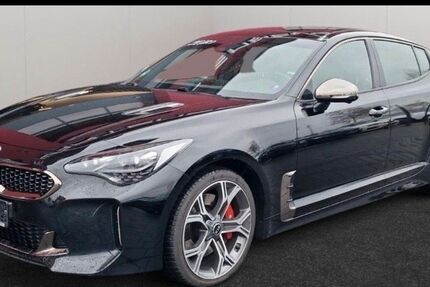 Kia Stinger 80.000 km 31.990 &euro; Menden 58710
