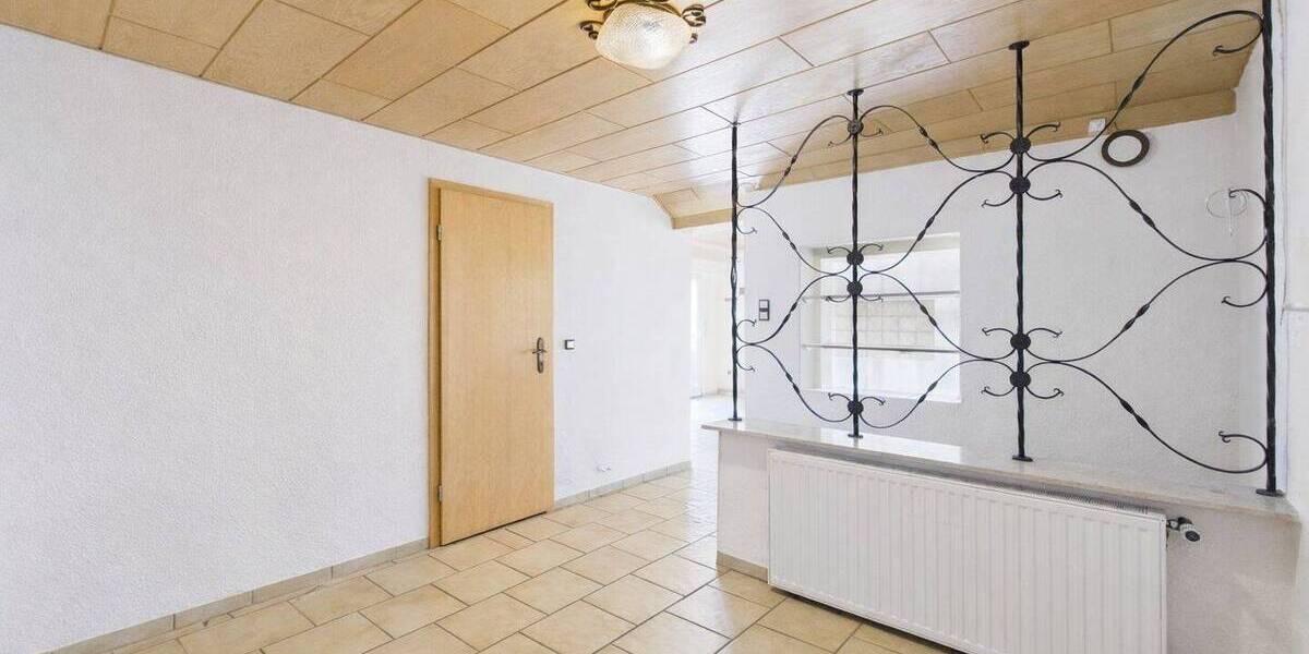 Doppelhaushälfte Hamm Herringen - 3 Zimmer, 94 m&sup2;, 180.000&euro; | Angebot:26017003