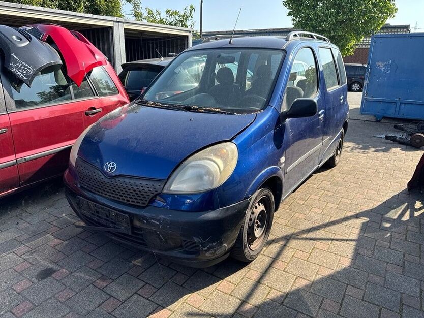 Yaris