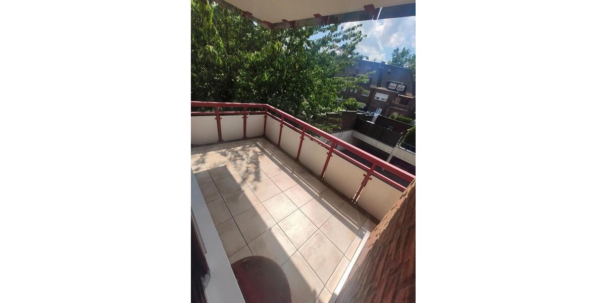 2 Zimmer Wohnung mit Balkon, Einbauküche 2 zimmer