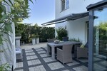 Großzügiges Wohnen und Arbeiten vereint Einfamilienwohnhaus mit Gewerbeeinheit! 10 zimmer