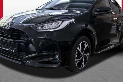 Toyota Yaris 2.010 km 28.540 € Kamen 59174