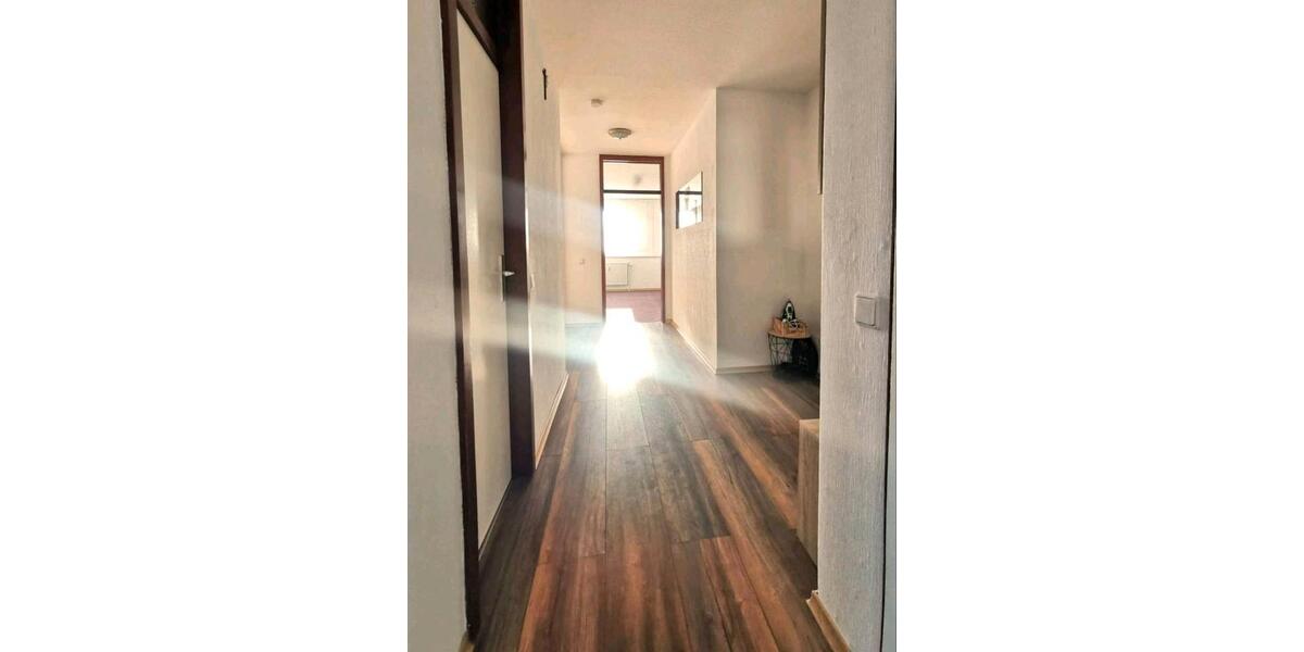 Etagenwohnung Bönen - 3 Zimmer, 77 m&sup2;, 110.000&euro; | Angebot:17821047