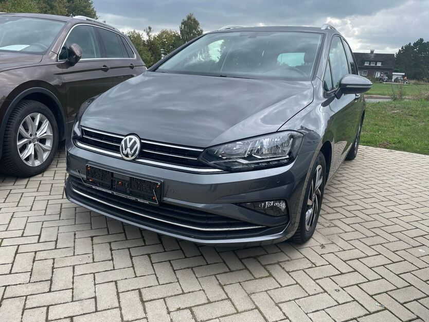 VW Golf Sportsvan 40.900 km 16.970 € Wadersloh 59329