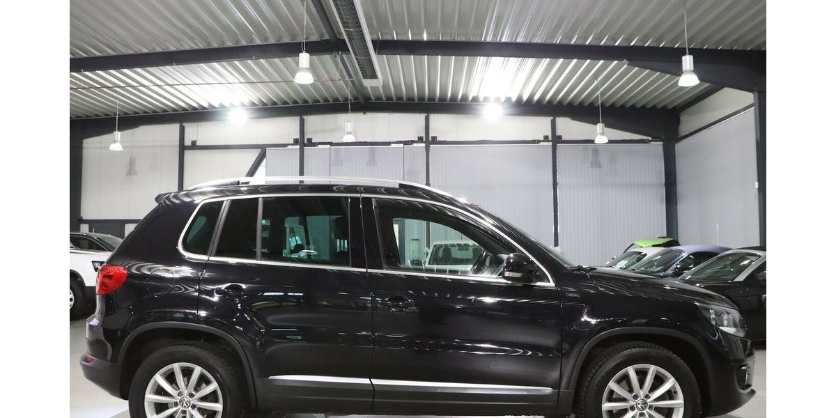 VW Tiguan 2.0 TDI LOUNGE SPORT & STYLE NAVI+KAMERA 149.000 km 13.777 &euro; Hamm 59077