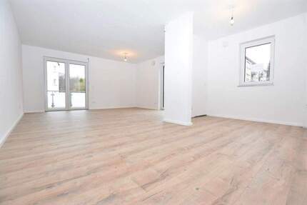 Wohnung Menden Lendringsen - 2 Zimmer, 77 m&sup2;, 925&euro; | Angebot:25643892