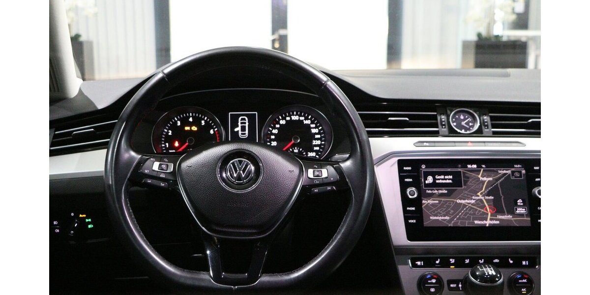 VW Passat 1.4 TSI Comfortline NAVI-DM+APPLE+ANDROID 159.000 km 13.111 &euro; Hamm 59077
