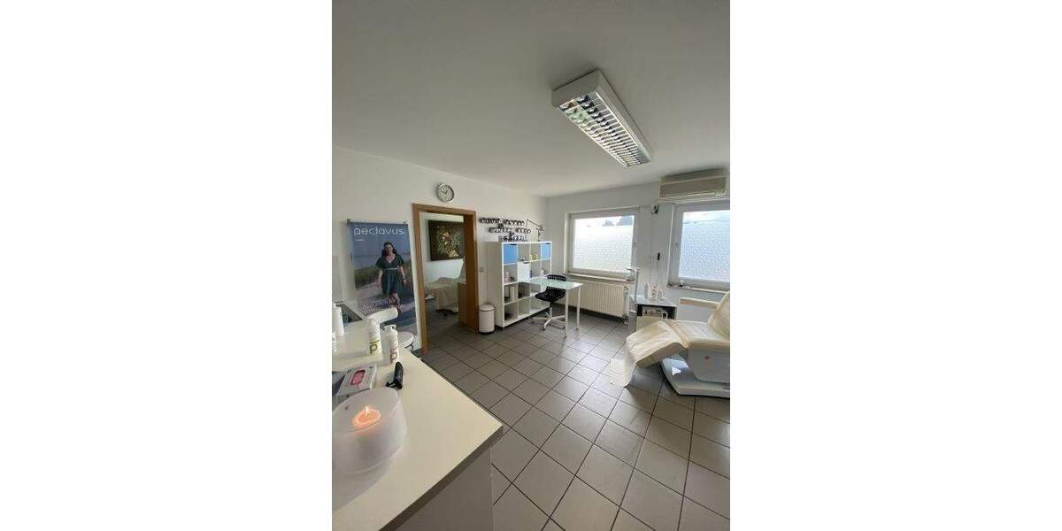 Gewerbeobjekt Unna Königsborn - 4 Zimmer, 63 m&sup2;, 600&euro; | Angebot:24483834