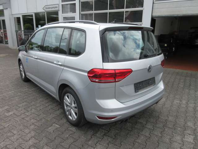VW Touran Comfortline 2.0 TDI NAVI ALU APS SITZHEIZUN 212.780 km 12.988 &euro; Bergkamen 59192