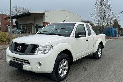 Nissan Navara 183.648 km 11.781 &euro; Ahlen 59229