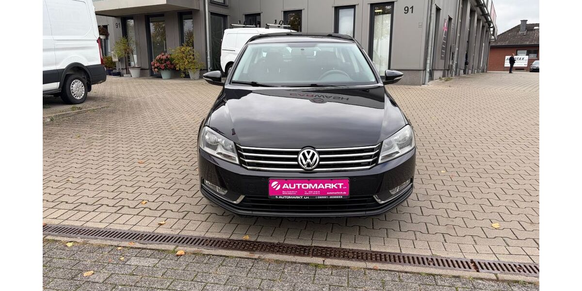 VW Passat 129.000 km 11.990 € Lüdinghausen 59348