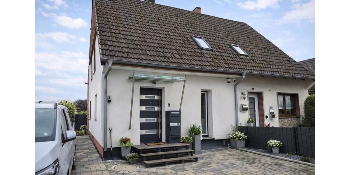 Doppelhaushälfte Ahlen Dolberg - 4 Zimmer, 159 m&sup2;, 1.400&euro; | Angebot:25268698