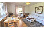 Ein- bis Zweifamilienhaus wartet auf neue Eigentümer 6 zimmer