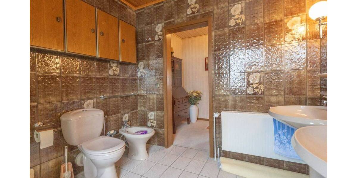Reihenmittelhaus Menden Mitte - 3 Zimmer, 98 m&sup2;, 198.000&euro; | Angebot:26824882
