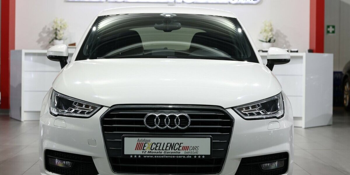 Audi A1 1.6 TDI SPORT WHITE / XENON, NAVI-MMI, LEDER 111.000 km 13.444 &euro; Hamm 59077