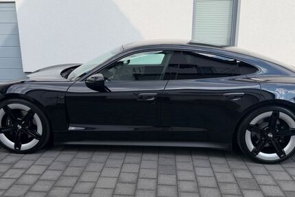 Porsche Taycan 45.000 km 82.000 &euro; Lünen 44532