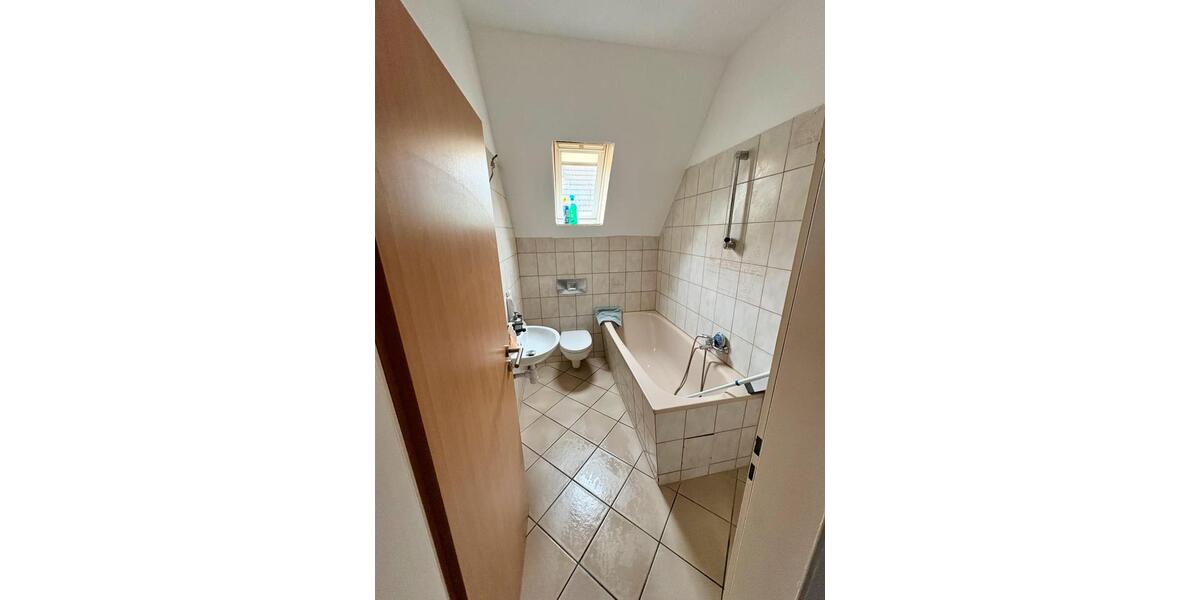 Etagenwohnung Lünen - 4 Zimmer, 60 m&sup2;, 395&euro; | Angebot:26124661