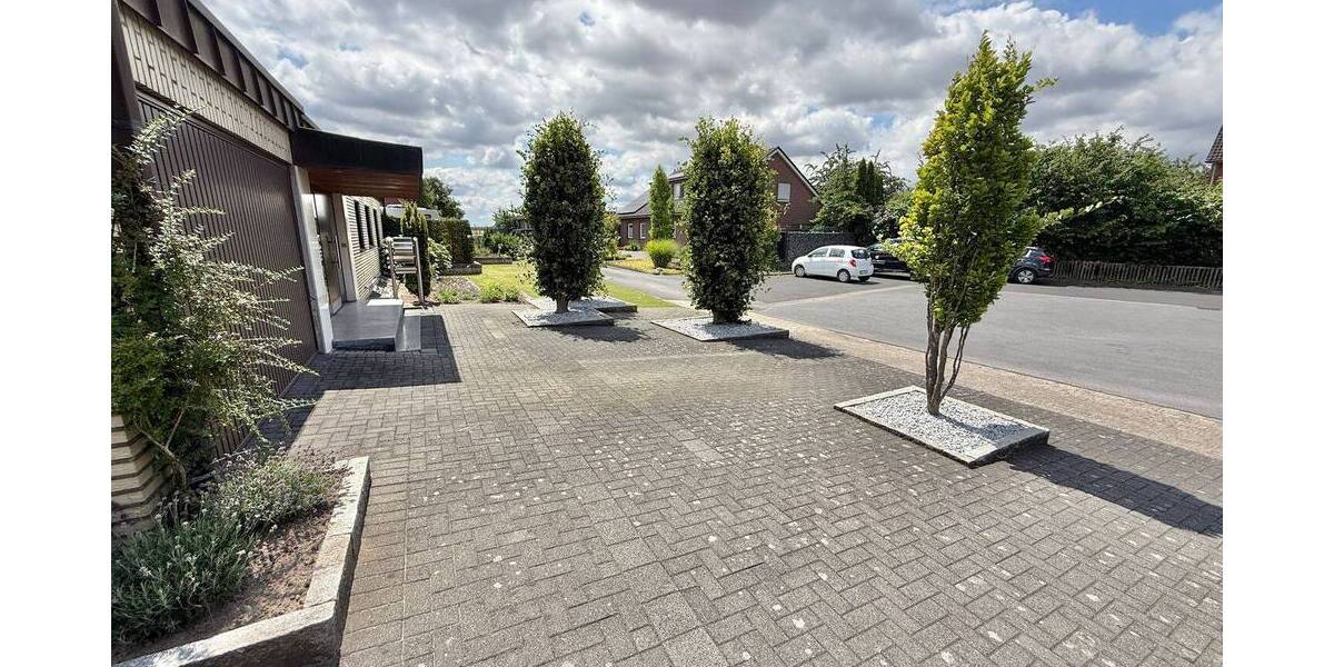 Mehrfamilienhaus, Wohnhaus Ennigerloh Ostenfelde - 7 Zimmer, 191 m&sup2;, 320.000&euro; | Angebot:23941047