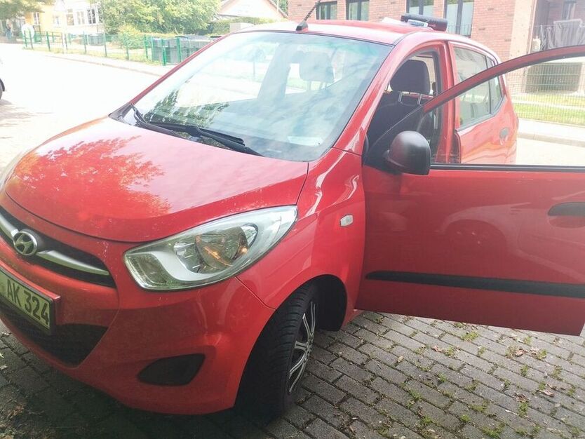 i10